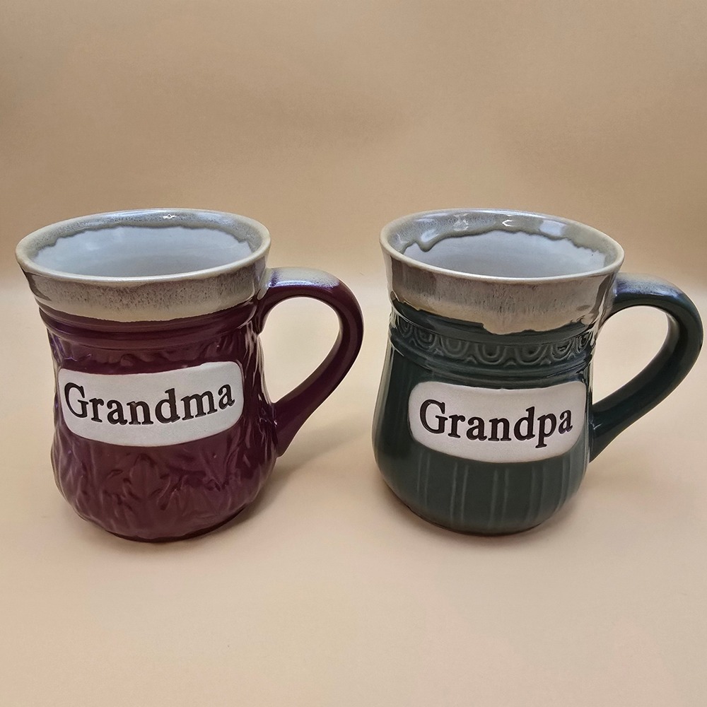 Cracker Barrel Grandma Grandpa Coffee Mug Set Burgundy Green Stoneware 16‎ oz